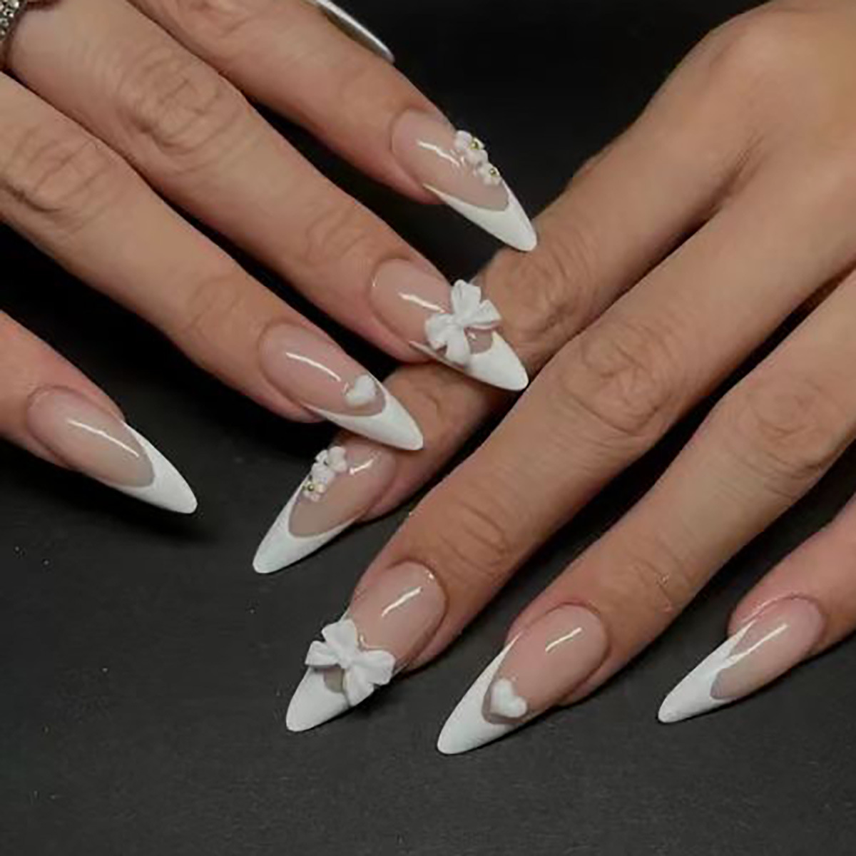 24개 패션 라인스톤 프레스온 네일 팁 진주 디자인 롱 - Nail Art French Nails 리뷰 및 가격