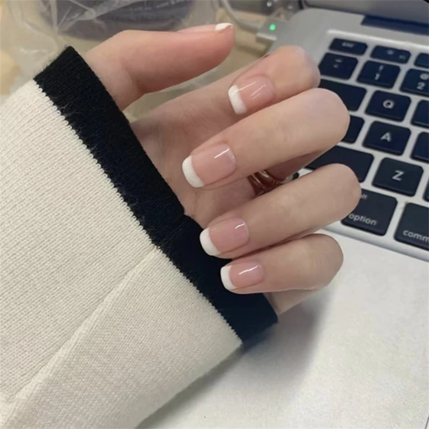 24 개/대 짧은 프랑스어 미니멀리스트 손톱 가짜 누드 - Nail Art French Nails 리뷰 및 가격