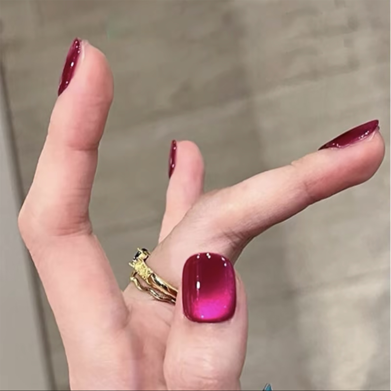 미아넬 10ML 2026 봄 여름 트렌드 레드 캣아이  - Nail Art Trend 2026 리뷰 및 가격