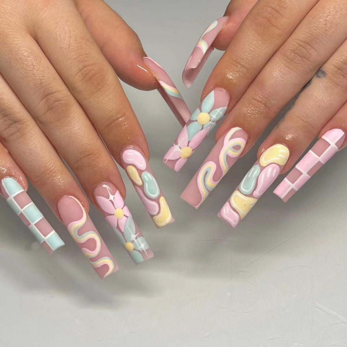 24개 블랙 프렌치 가짜 손톱 세트 나비 모양 라인스톤 - Nail Art French Nails 리뷰 및 가격